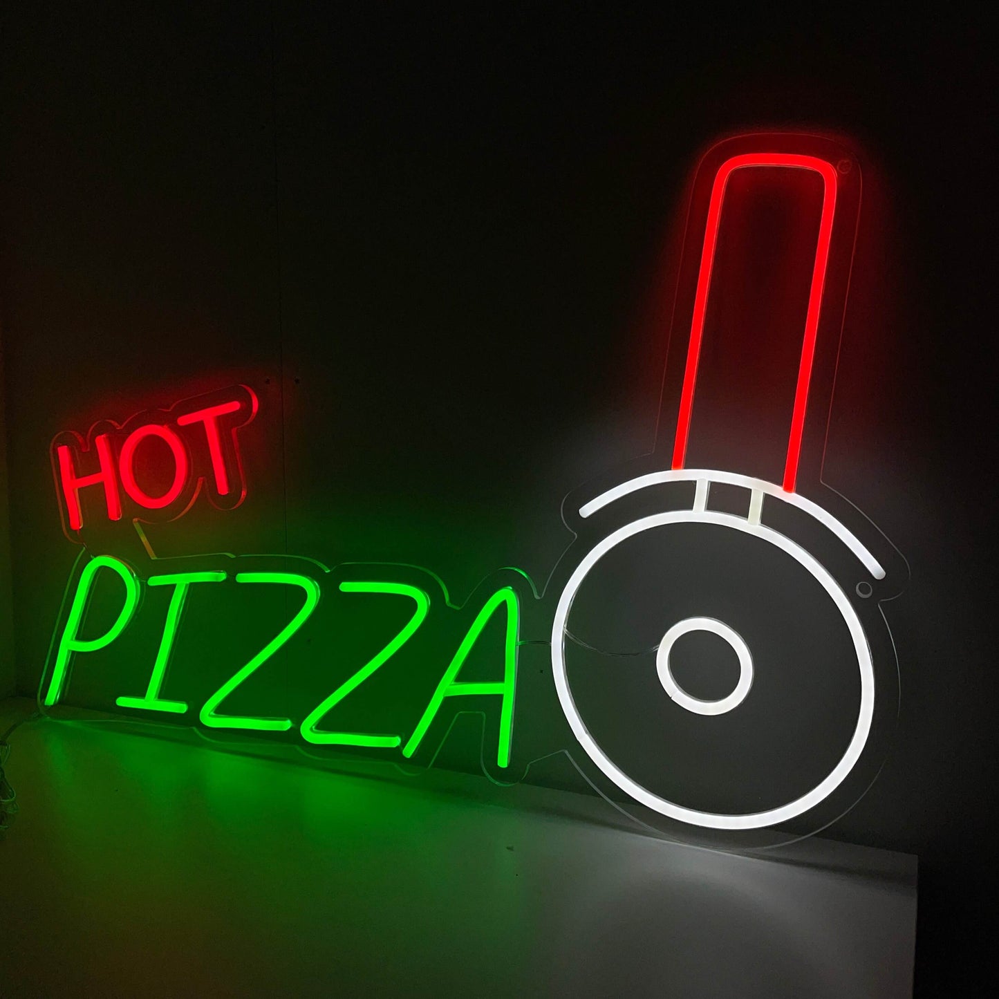 Neonreclame met hete pizza - The Art Neon