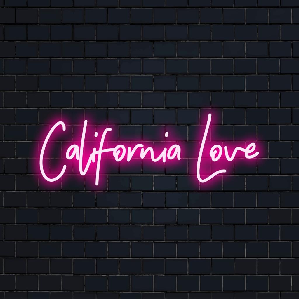 Aangepast LED-neonbord met de tekst California Love, ideaal voor gepersonaliseerde neonkunst en unieke wanddecoratie.