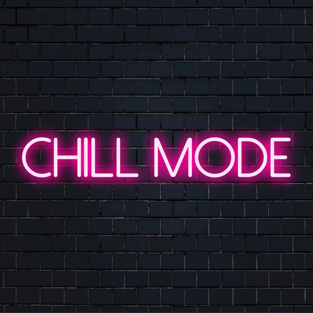 Chill Mode LED-neonbord met roze, cursieve letters, ideaal neonkunstwerk aan de muur of gepersonaliseerde lichtdecoratie voor ontspanningsruimtes.