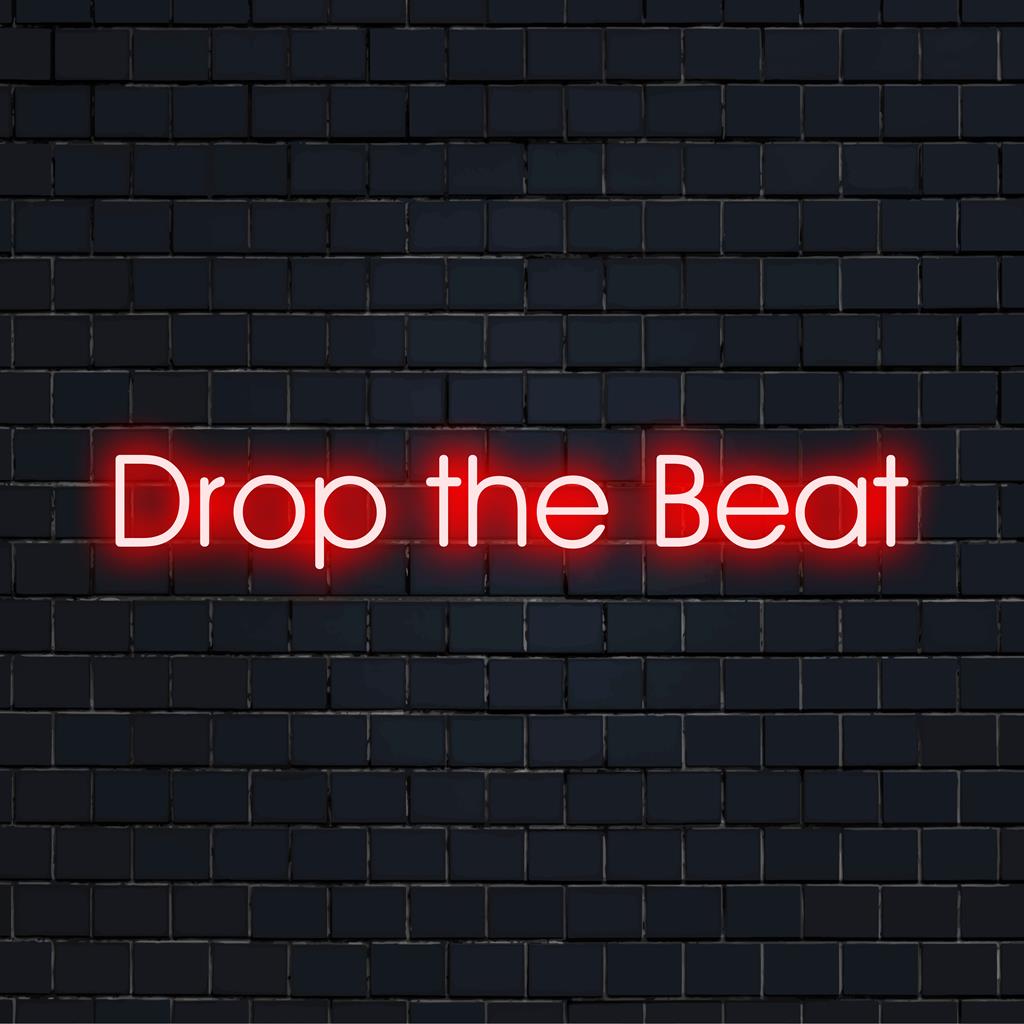 Speciaal LED-neonbord met een opvallend, op muziek geïnspireerd tekstontwerp, perfect voor levendige muurdecoratie en clubsfeer.