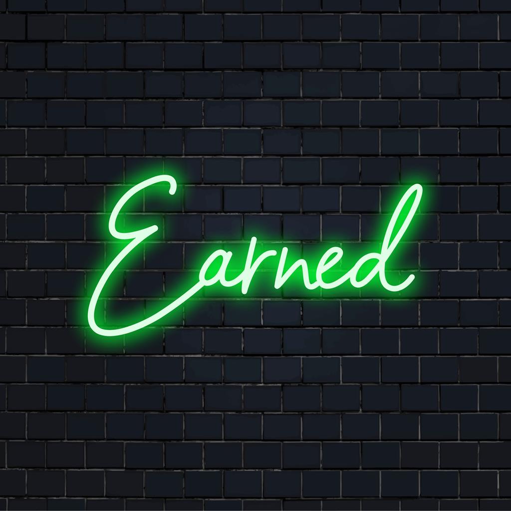 Levendig, op maat gemaakt LED-neonbord met een uniek ontwerp, perfect voor gepersonaliseerde neonkunst en opvallende wanddecoraties.