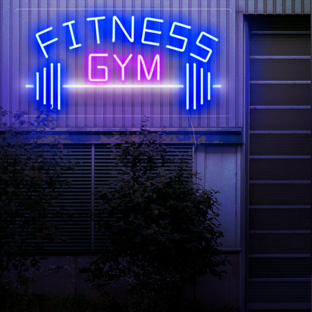 "Fitness Gym Neon Sign" licht energiek op en is ideaal voor sportscholen en ruimtes die een actieve en gezonde levensstijl promoten. Het voegt een dynamische touch toe die inspireert en motiveert.