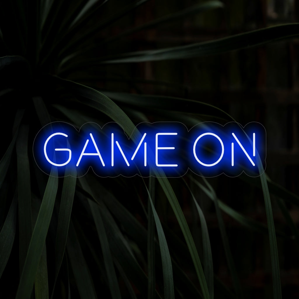 "Game On Neon Sign" - Straalt game-energie uit, perfect voor gamekamers en entertainmentruimtes, en geeft het begin aan van een spannend spelmoment.