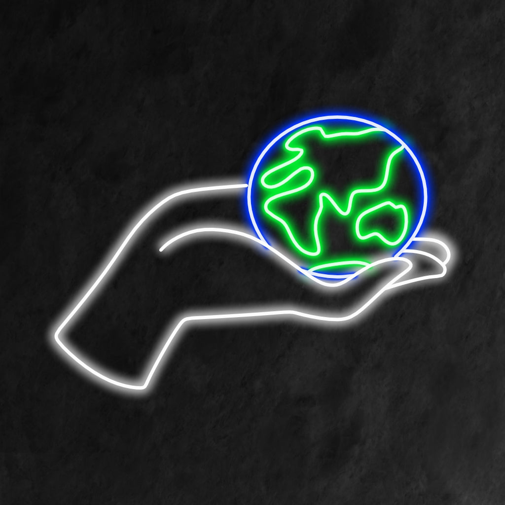 "Hand Holding the Planet Neon Sign" is een milieuvriendelijke en impactvolle toevoeging aan je interieur. Een neonlamp die symbool staat voor zorg voor de planeet en milieubewustzijn.