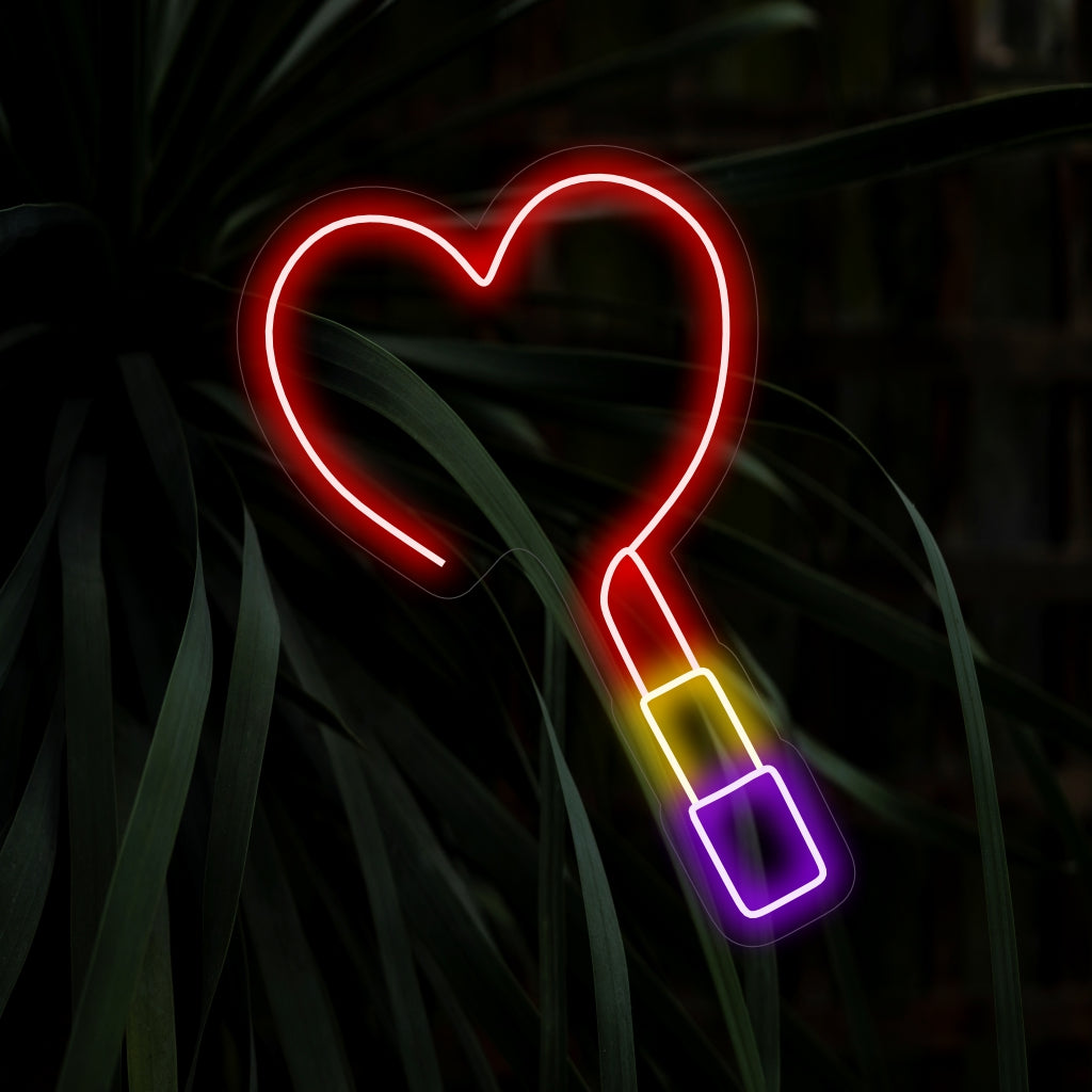 "Heart Drawn With Lipstick Neon Sign" - Een speelse en flirterige toevoeging, perfect voor ruimtes met een vleugje romantiek, schoonheidssalons of andere ruimtes die een vleugje glamour uitstralen.