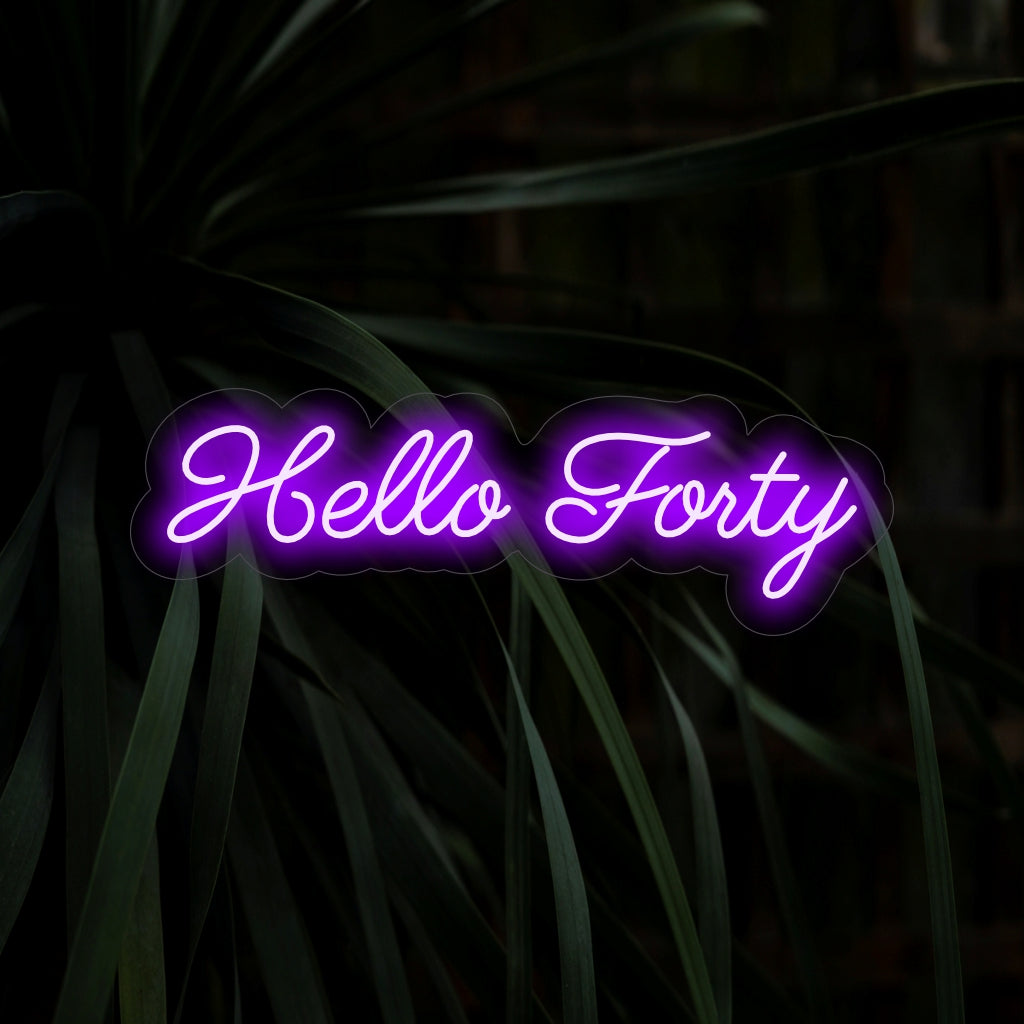 "Hello Forty Neon Sign" - Een vrolijke en feestelijke toevoeging voor 40e verjaardagsfeestjes, die een positieve en levendige sfeer verspreidt om het begin van een nieuw decennium te markeren.