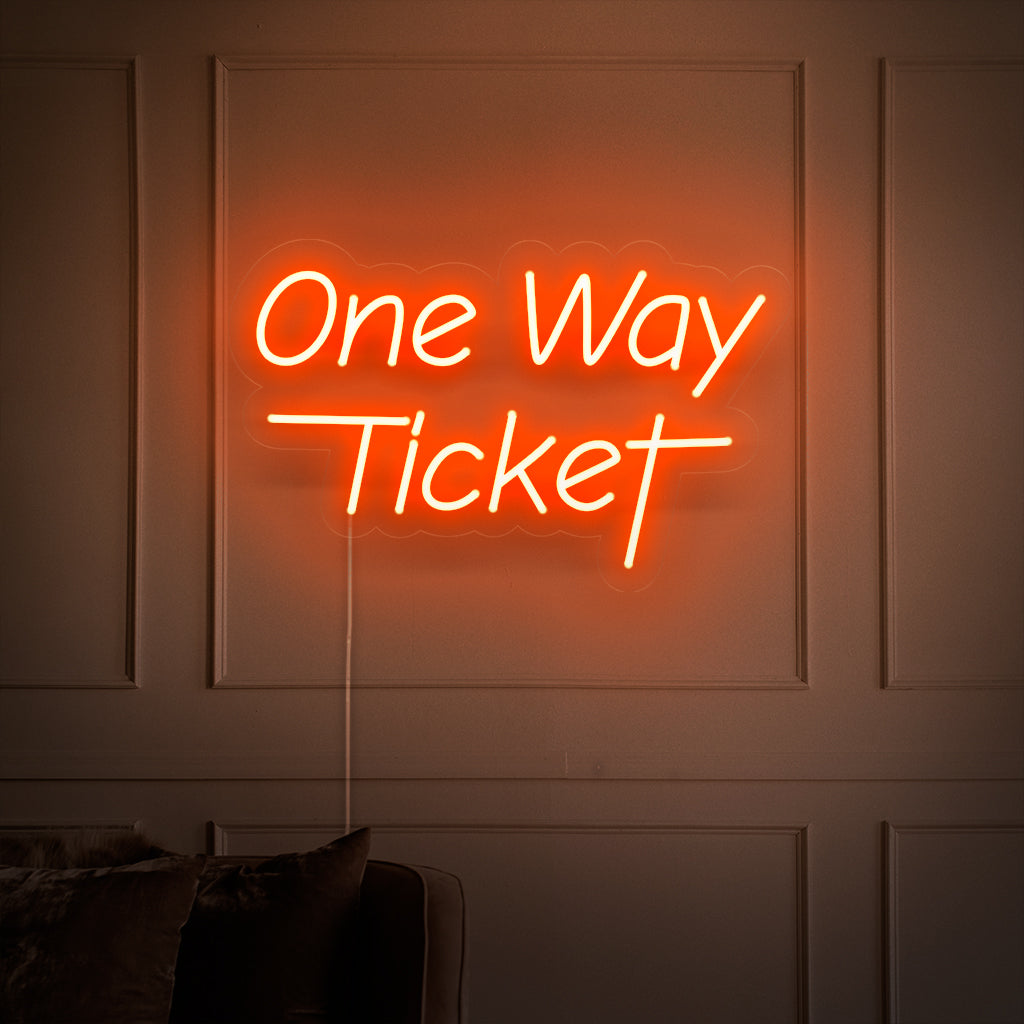 "One Way Ticket Neon Sign" is een avontuurlijke en reislustige toevoeging, perfect voor ruimtes die de sensatie van ontdekking vieren. Verlicht met de geest van een enkele reis!