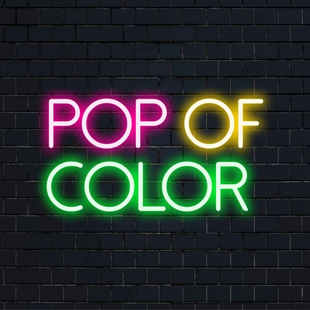 Levendig, op maat gemaakt LED-neonreclamebord, perfect om elke ruimte een vleugje kleur te geven. Ideaal voor gepersonaliseerde neondecoratie.