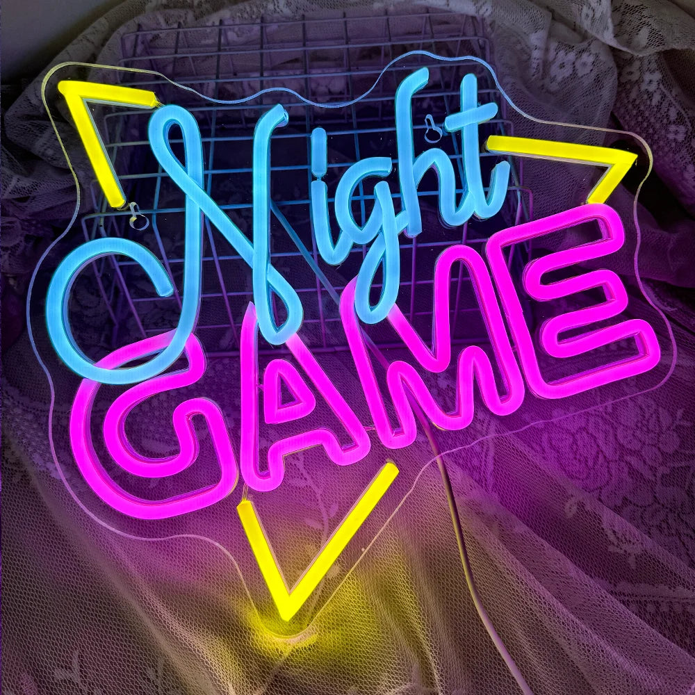 Op de afbeelding is een levendig "Game Night" LED-neonbord te zien.