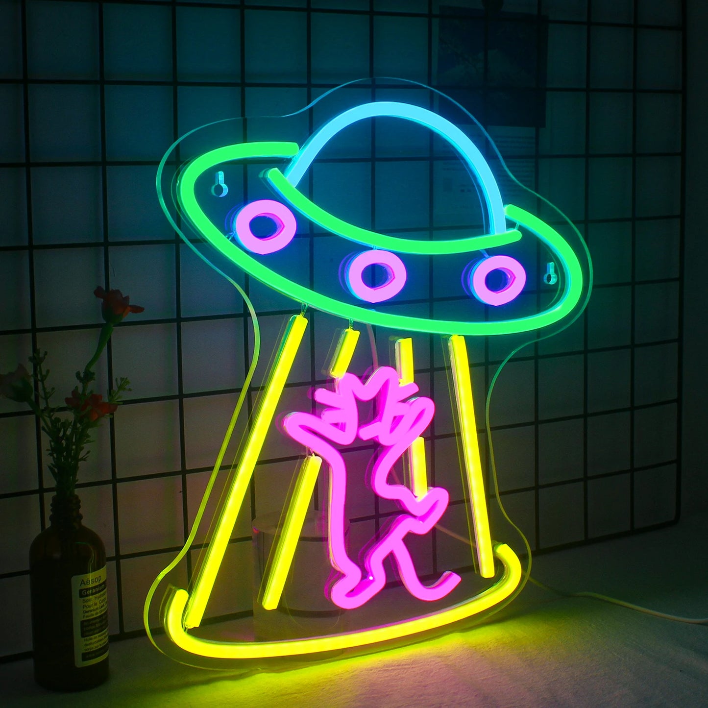 Ruimteschip 5V USB LED Neon Sign - Budgetvriendelijk