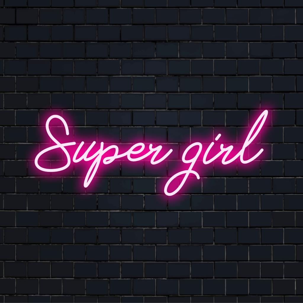 Fel LED-neonreclame met Super Girl in levendige kleuren, perfect om elke ruimte op een leuke manier te decoreren. Aangepast LED-ontwerp.