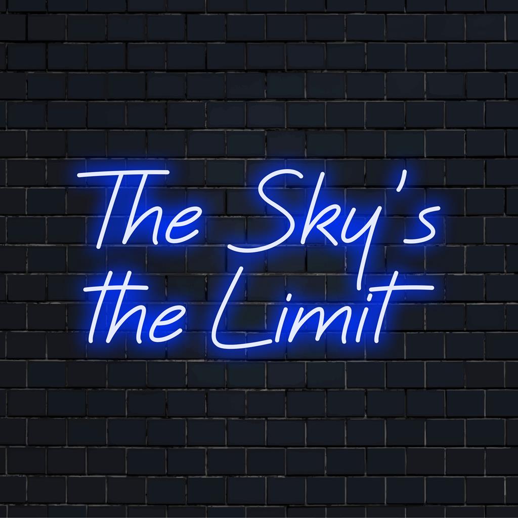 Verlicht, op maat gemaakt LED-neonbord met de tekst The Sky's The Limit, ideaal voor een inspirerend modern interieur.