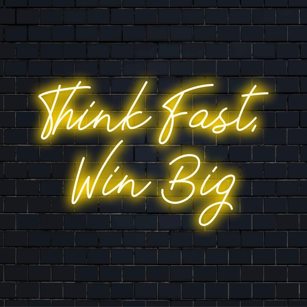 Aanpasbaar LED-neonbord met de tekst Think Fast Win Big, perfect voor een stijlvolle, motiverende decoratie in elke ruimte.