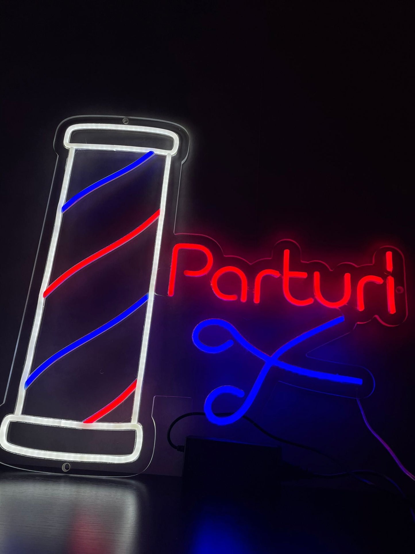 Parturi Barbershop Neonreclame - The Art Neon
