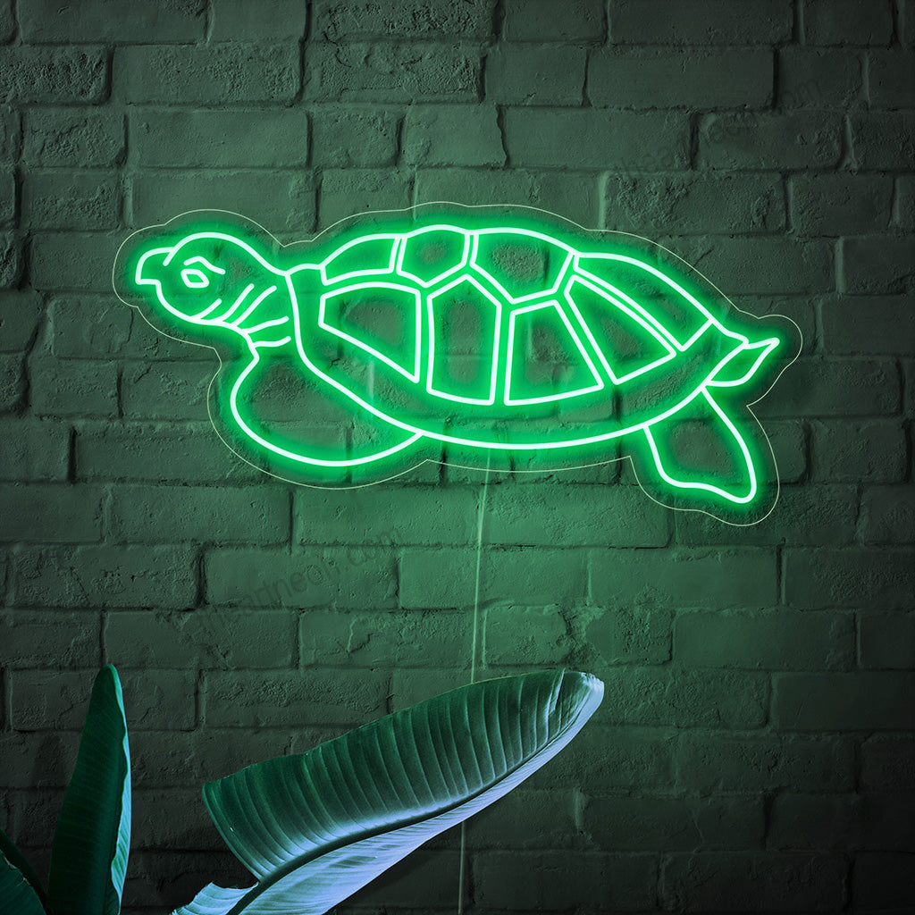 Het neonbord met de schildpad is een decoratief element met een natuurthema. Het symboliseert traagheid en straalt een kalm en zacht licht uit.