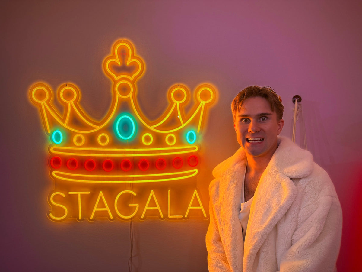 Neonskilt med egen tekst
