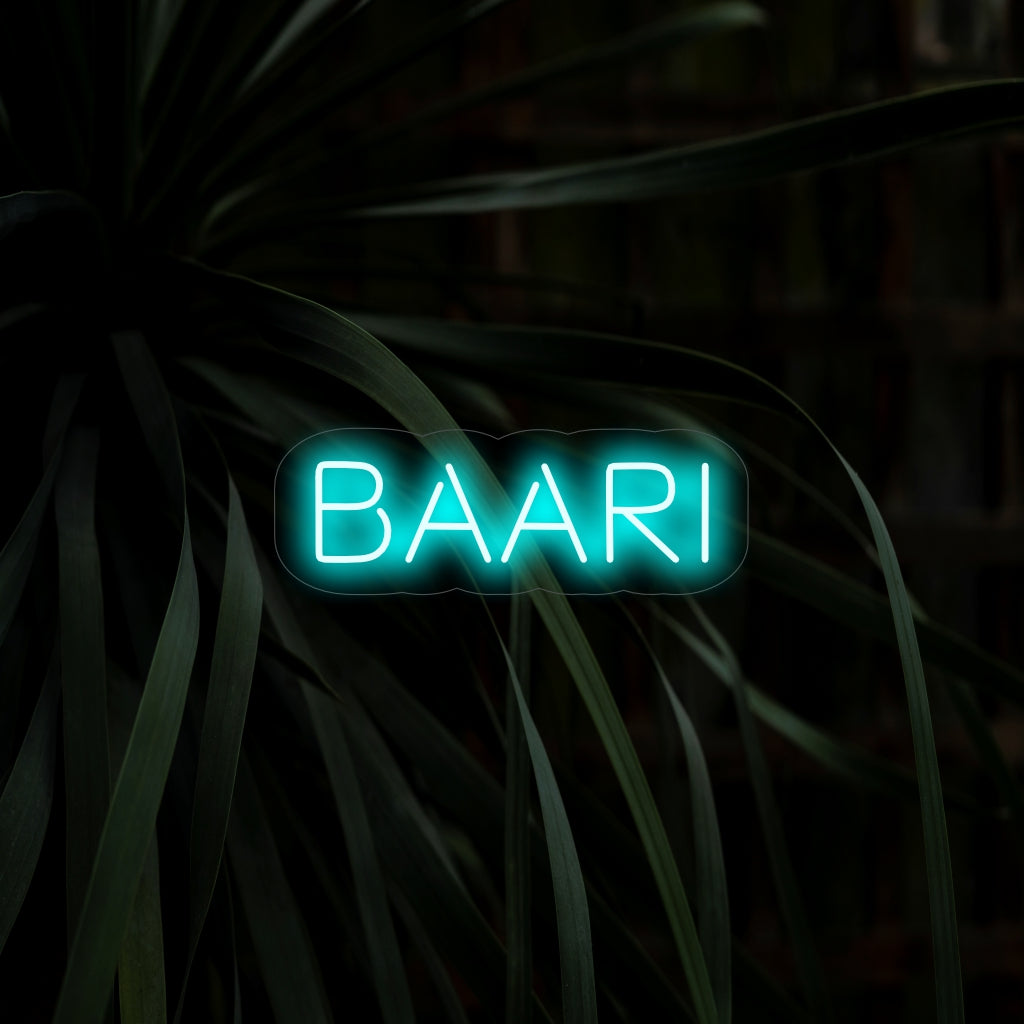 "Baari Neon Sign" - Een levendig neonlicht met het Finse woord "Baari", dat energie en flair aan uw bar of pub geeft.
