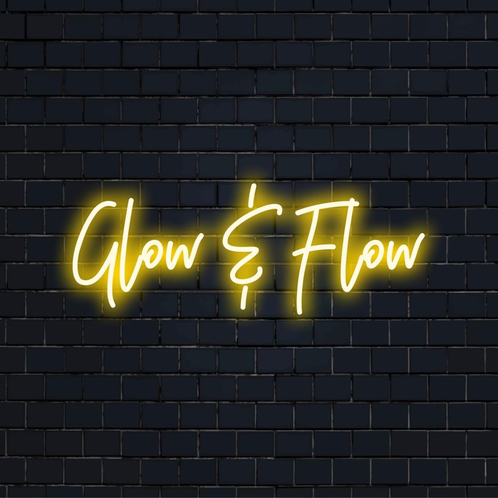 LED-neonreclame van Glow And Flow, met op maat gemaakte neonkunst voor levendige, persoonlijke ruimtes. Ideaal voor unieke binnenhuisdecoratie.