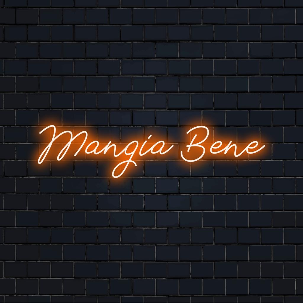 Handgemaakte LED-neonkunst met een gepersonaliseerd tintje van Margia Bene, perfect voor unieke interieurverlichting.