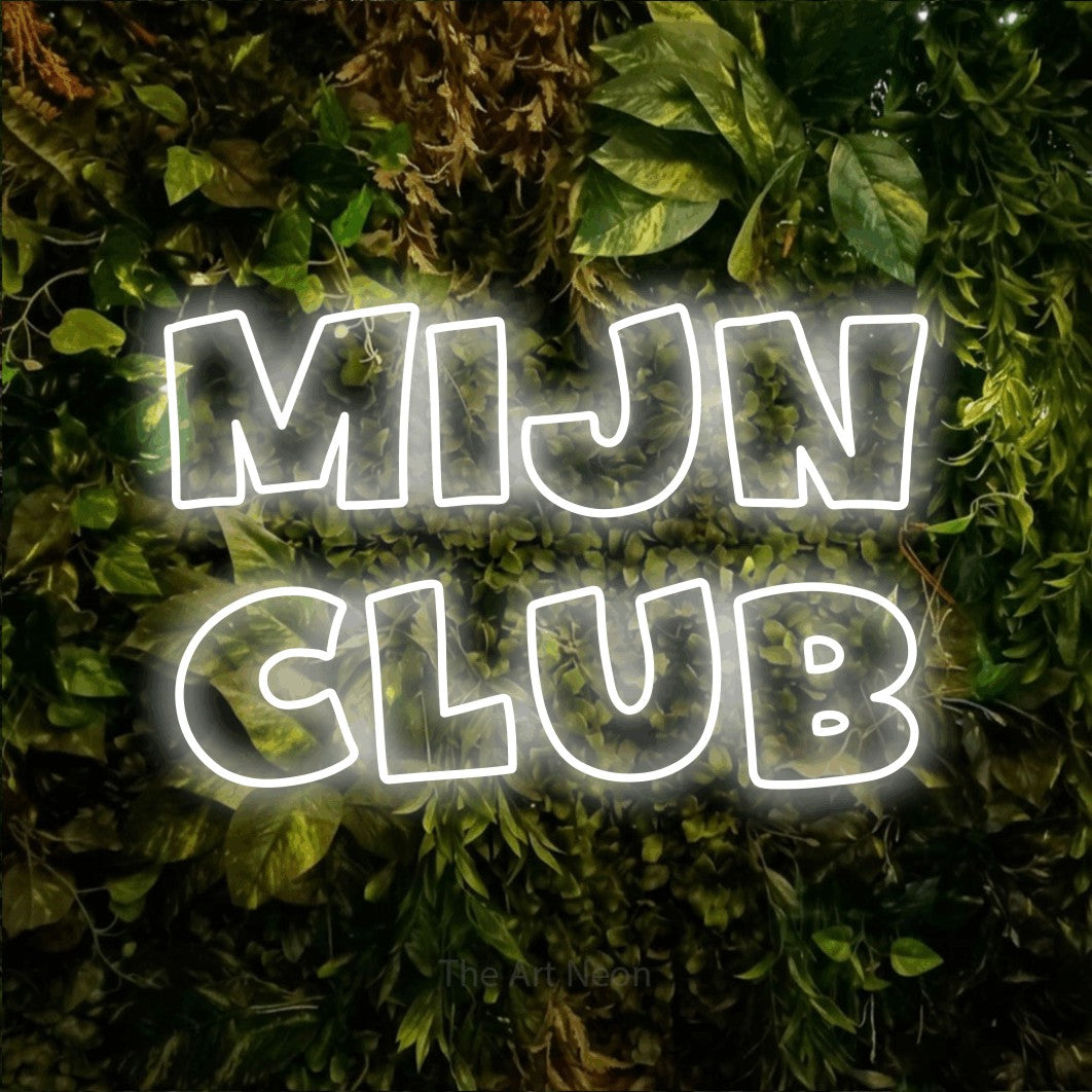 LED neon sign reading “Mijn Club”, arranged in 2 lines.