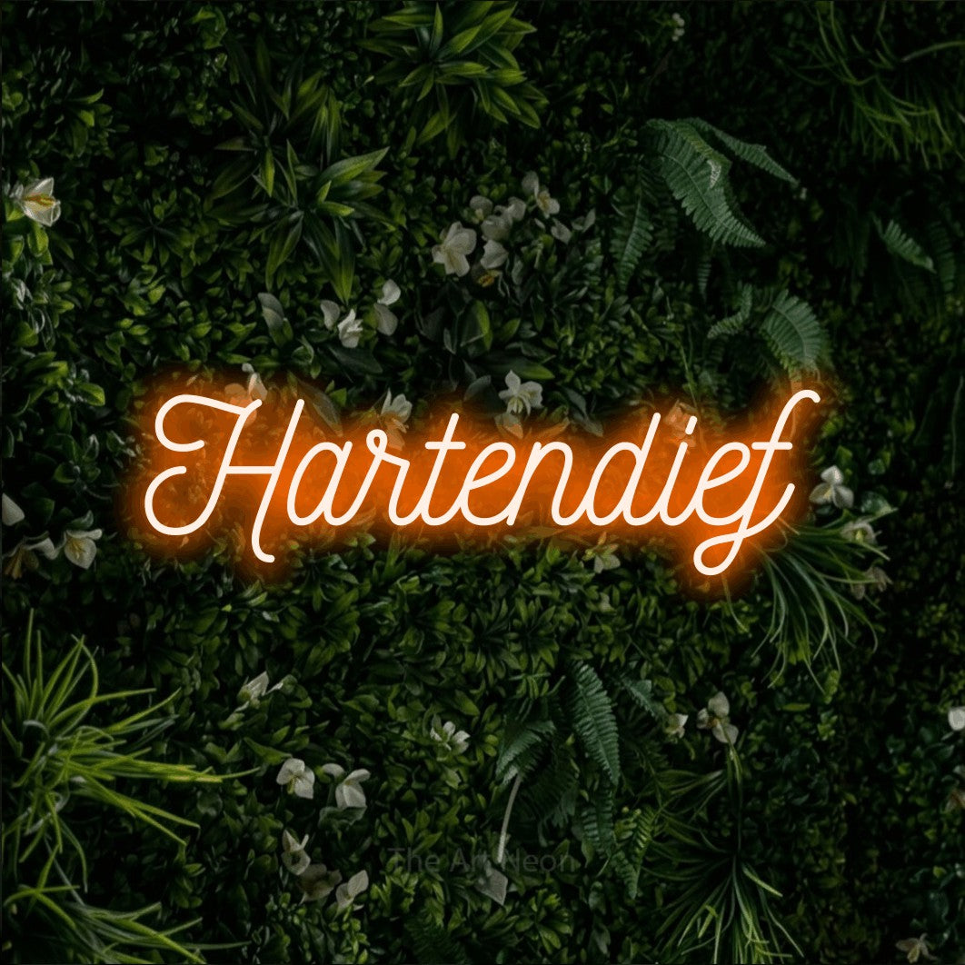 LED neon sign reading “Hartendief”, arranged in a single line.