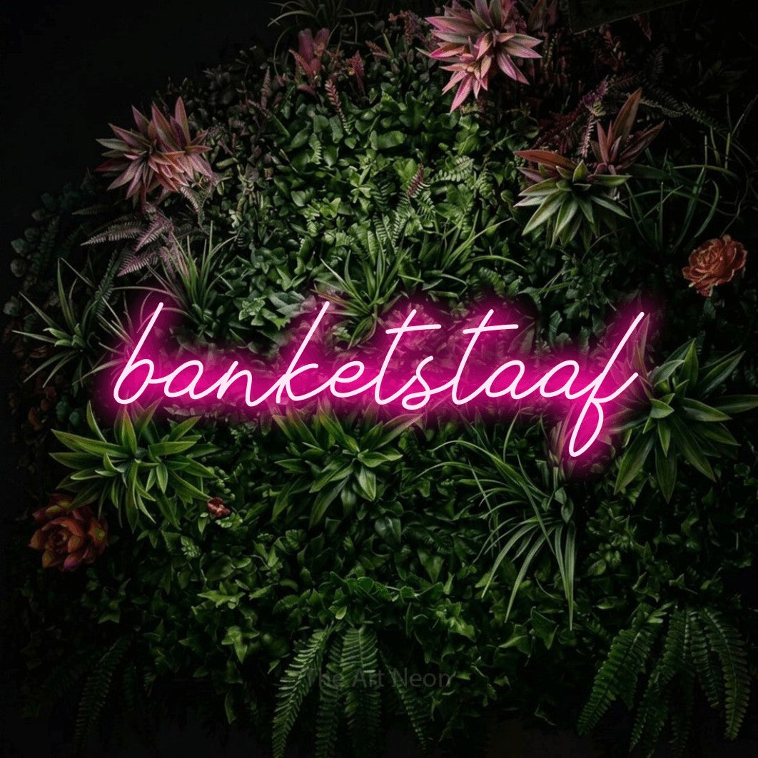 LED neon sign reading “banketstaaf”, arranged in a single line.