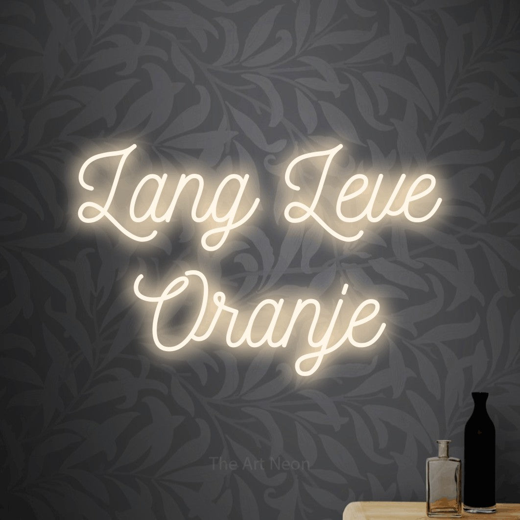 LED neon sign reading “Lang Leve Oranje”, arranged in 2 lines.