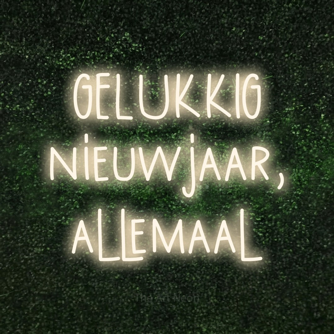 LED neon sign reading “GELUKKIG nieuwjaar, allemaal”, arranged in 3 lines.