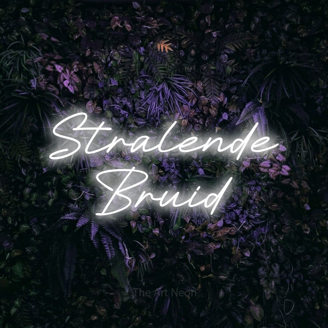 LED neon sign reading “Stralende Bruid”, arranged in 2 lines.