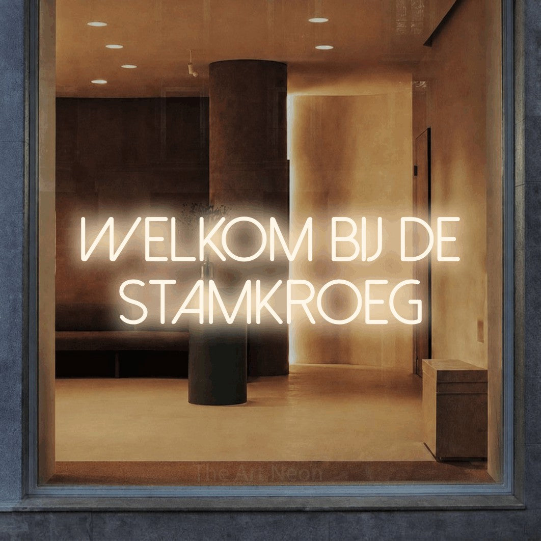 LED neon sign reading “WELKOM bij de stamkroeg”, arranged in 2 lines.