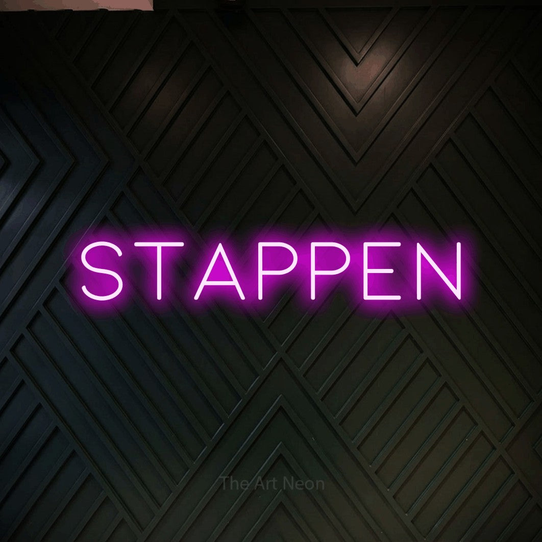LED neon sign reading “STAPPEN”, arranged in a single line.