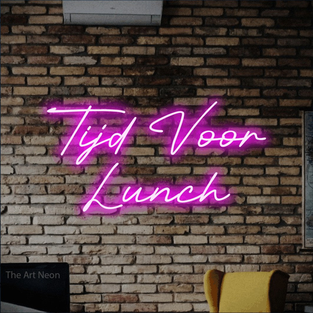 LED neon sign reading “Tijd Voor Lunch”, arranged in 2 lines.