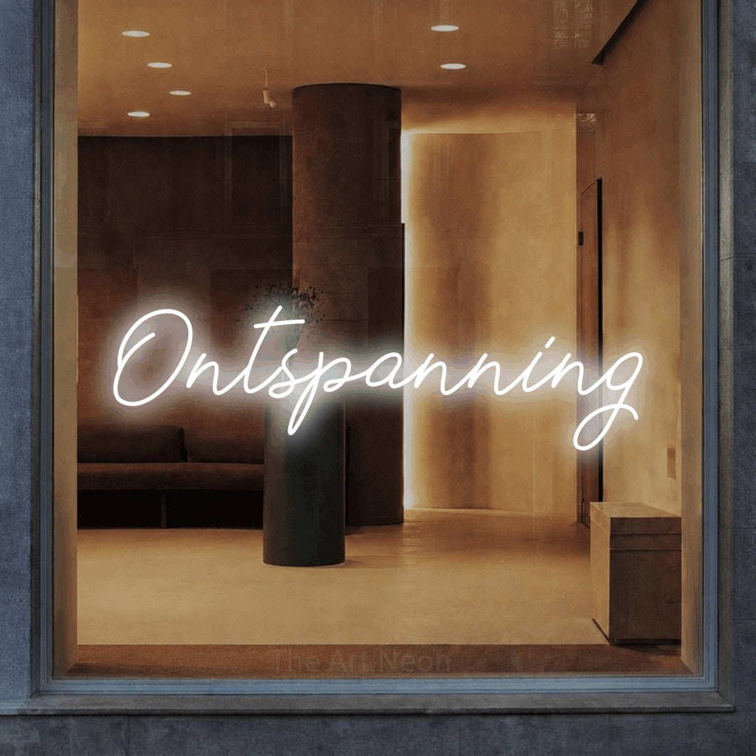 LED neon sign reading “Ontspanning”, arranged in a single line.