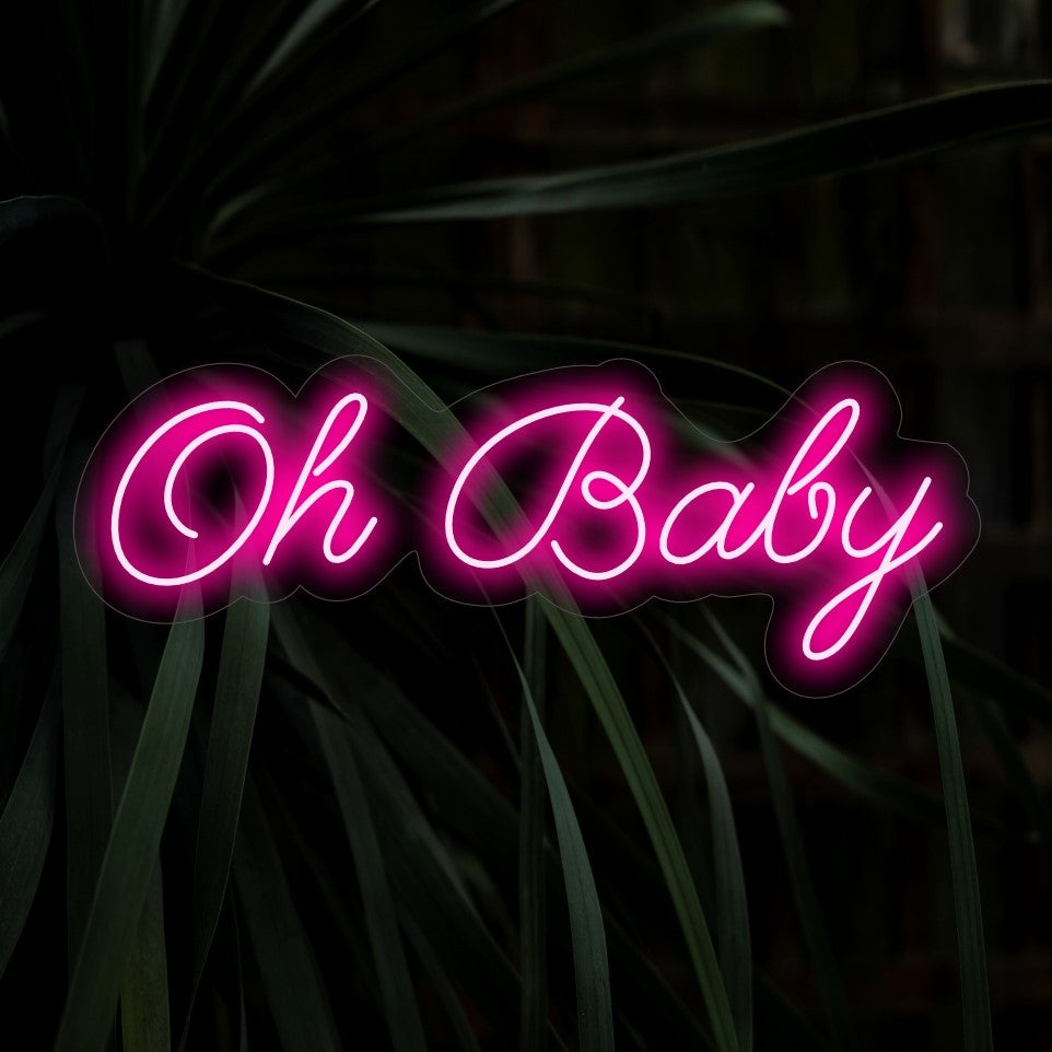 "Oh Baby Neon Sign" is een flirterige en speelse toevoeging, perfect voor ruimtes die vrouwelijkheid en een vleugje ondeugende charme vieren. Verlicht met een knipoog en charme!