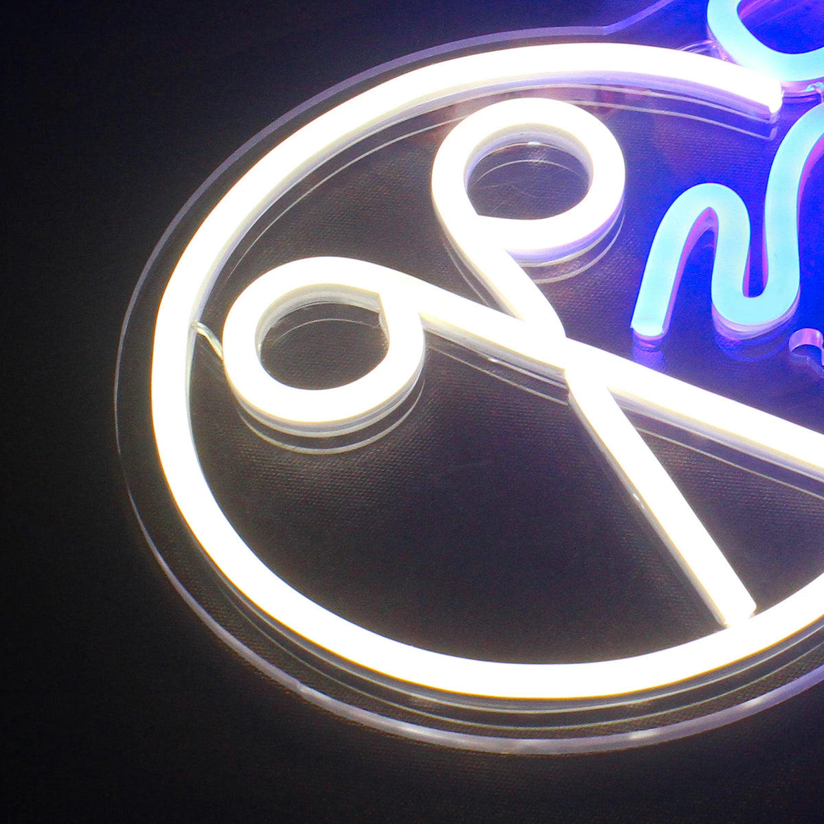 Barber SHOP – Schaar in een ronde omtrek – LED-neonreclame (5 V USB)