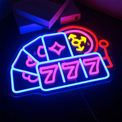 Luck 777 5V USB LED Neon Sign - Budget Friendly