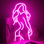 De afbeelding toont een stijlvol en artistiek LED-neonbord in de vorm van het silhouet van een sexy dame.