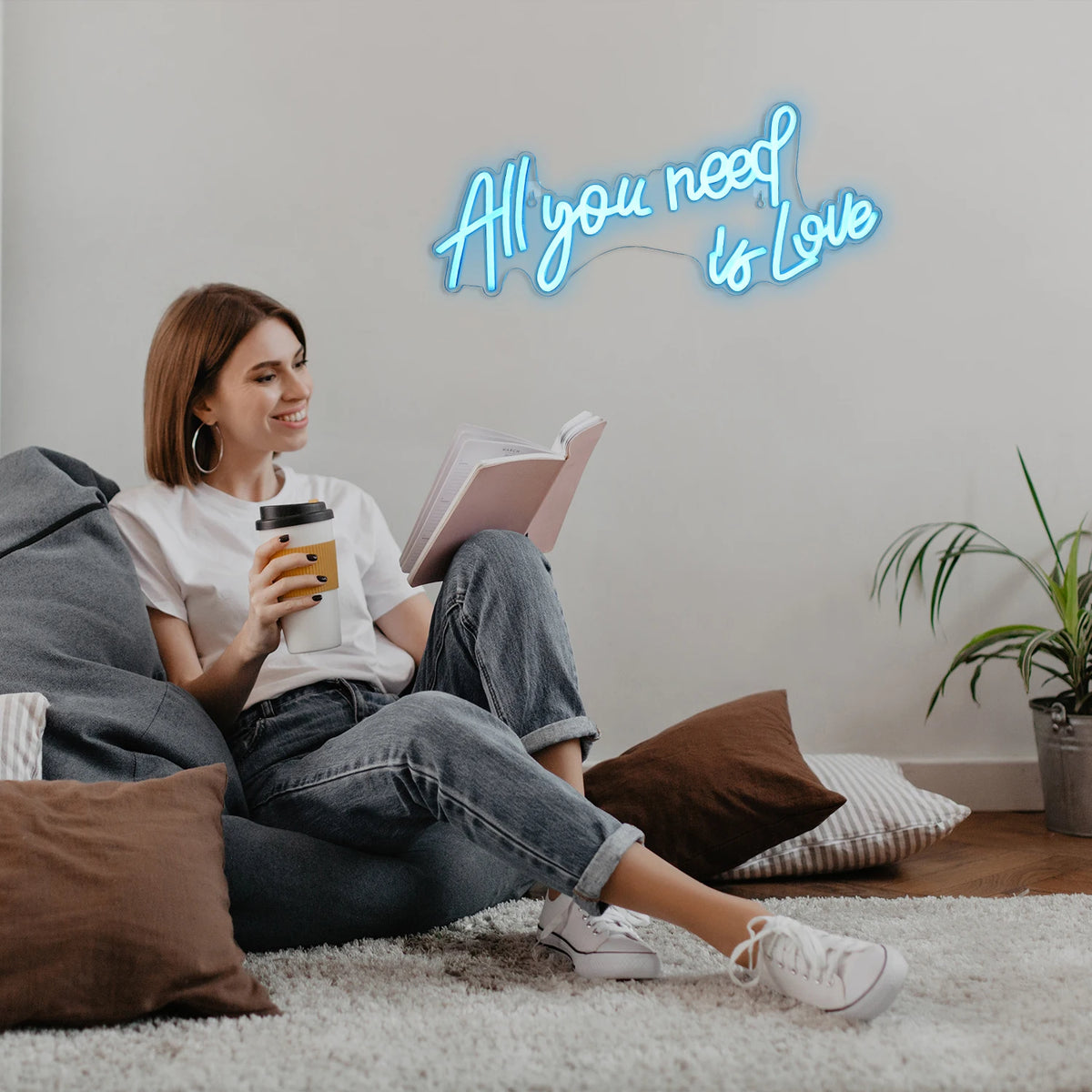 All Your Need Is Love 5V USB LED Neon Sign - Budgetvriendelijk