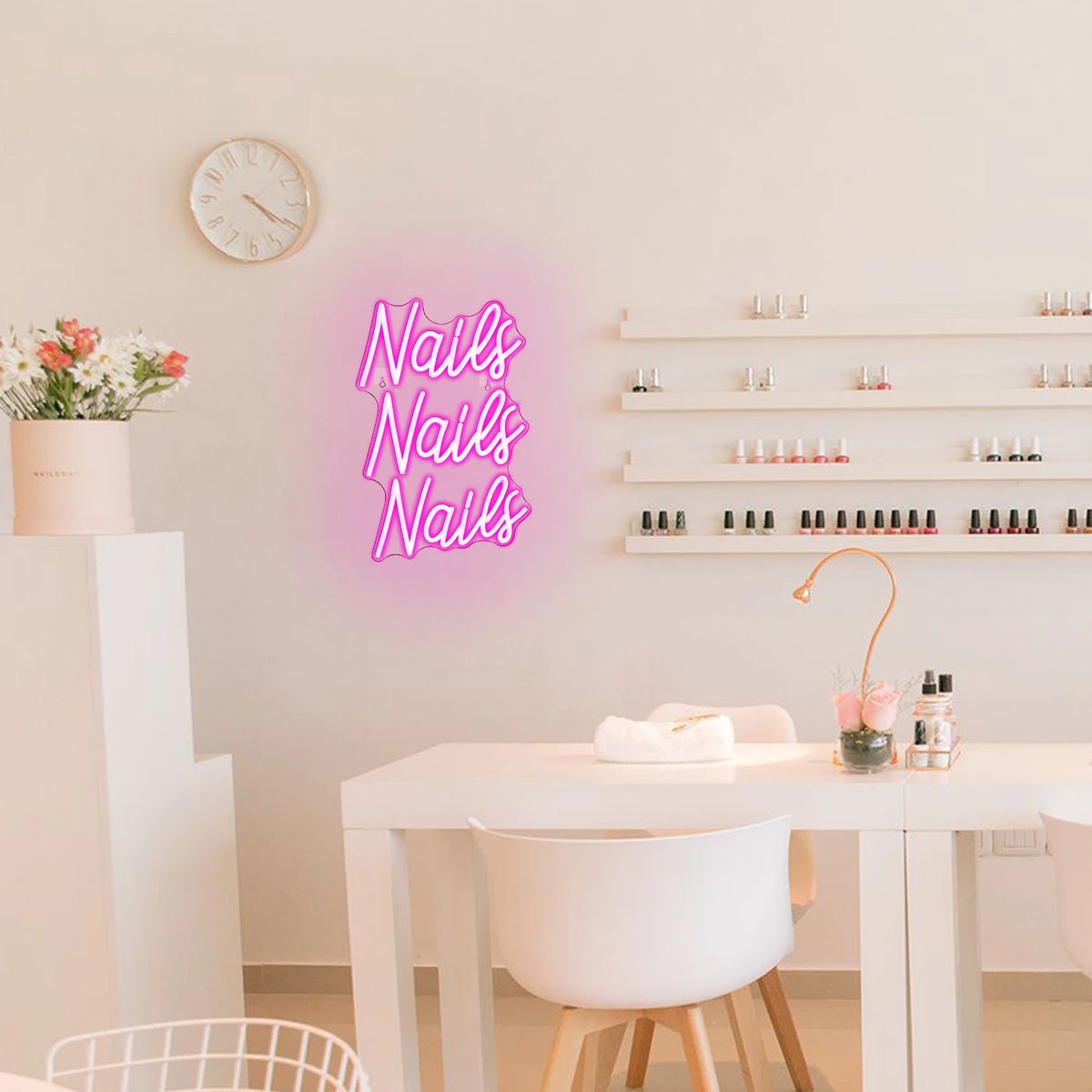 Nails Nails Nails – LED-neonreclame (5 V USB)