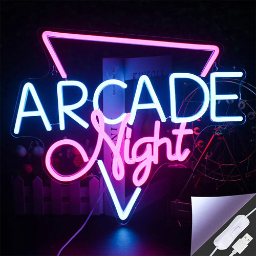 Op de afbeelding staat een levendig LED-neonbord in de vorm van de tekst 'Arcade Night'.