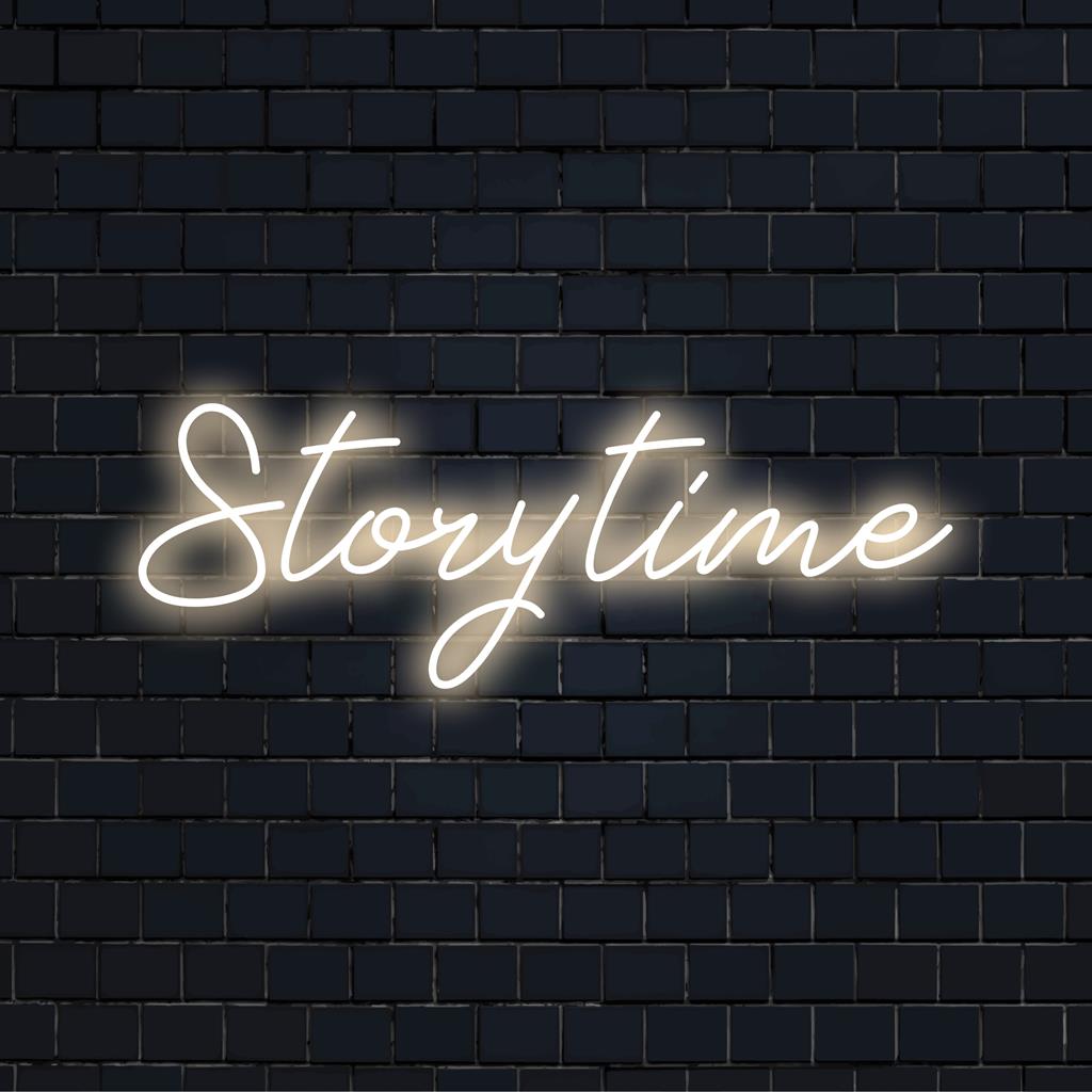 Levendig, op maat gemaakt LED-neonbord met de titel Story Time, perfect om elke ruimte een gepersonaliseerde gloed te geven.
