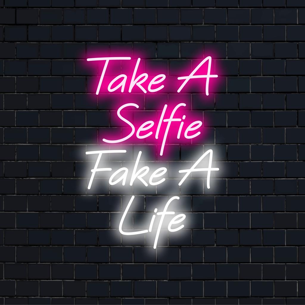 Levendig Take A Selfie Take A Life op maat gemaakt LED-neonbordontwerp, perfecte neontekstkunst en lichtdecoratie.