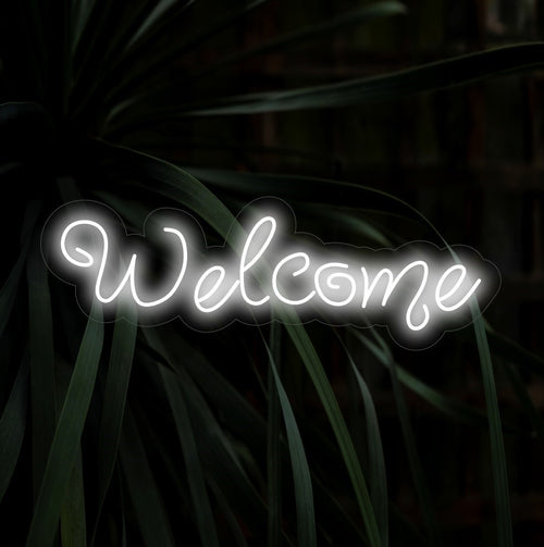 "Welcome Neon Sign" is een warme en uitnodigende toevoeging aan uw horeca-interieur. Een neonlicht dat bezoekers vriendelijk begroet.
