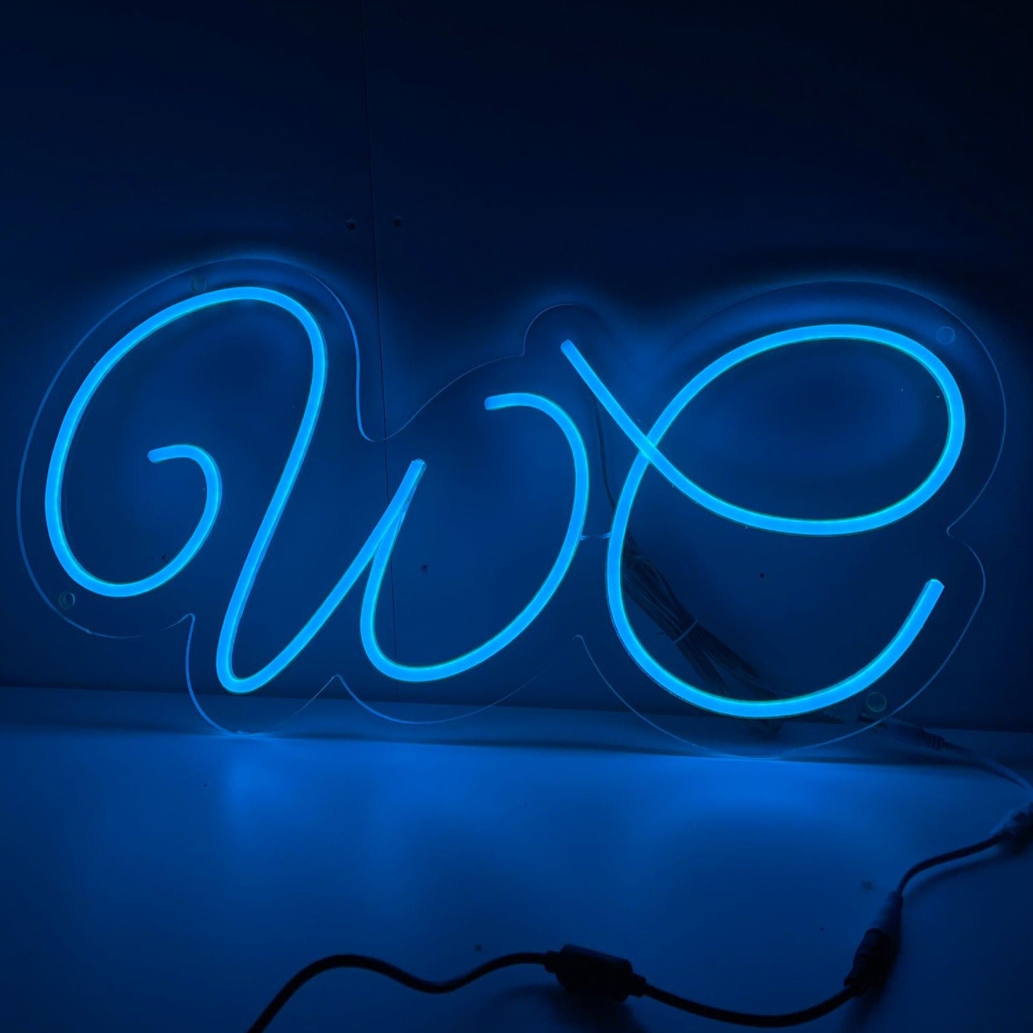 WC Neonreclame - The Art Neon