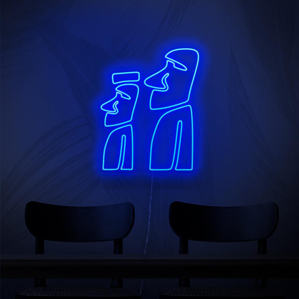 Een betoverend neonbord met de Moai-monumenten, iconische stenen beelden van Paaseiland.
